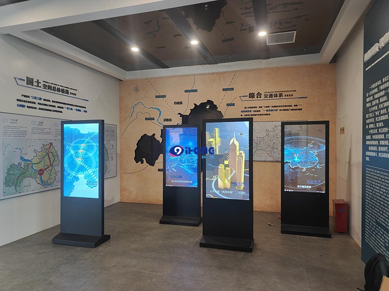 03-加logo-min.jpg 03-加logo-min.jpg